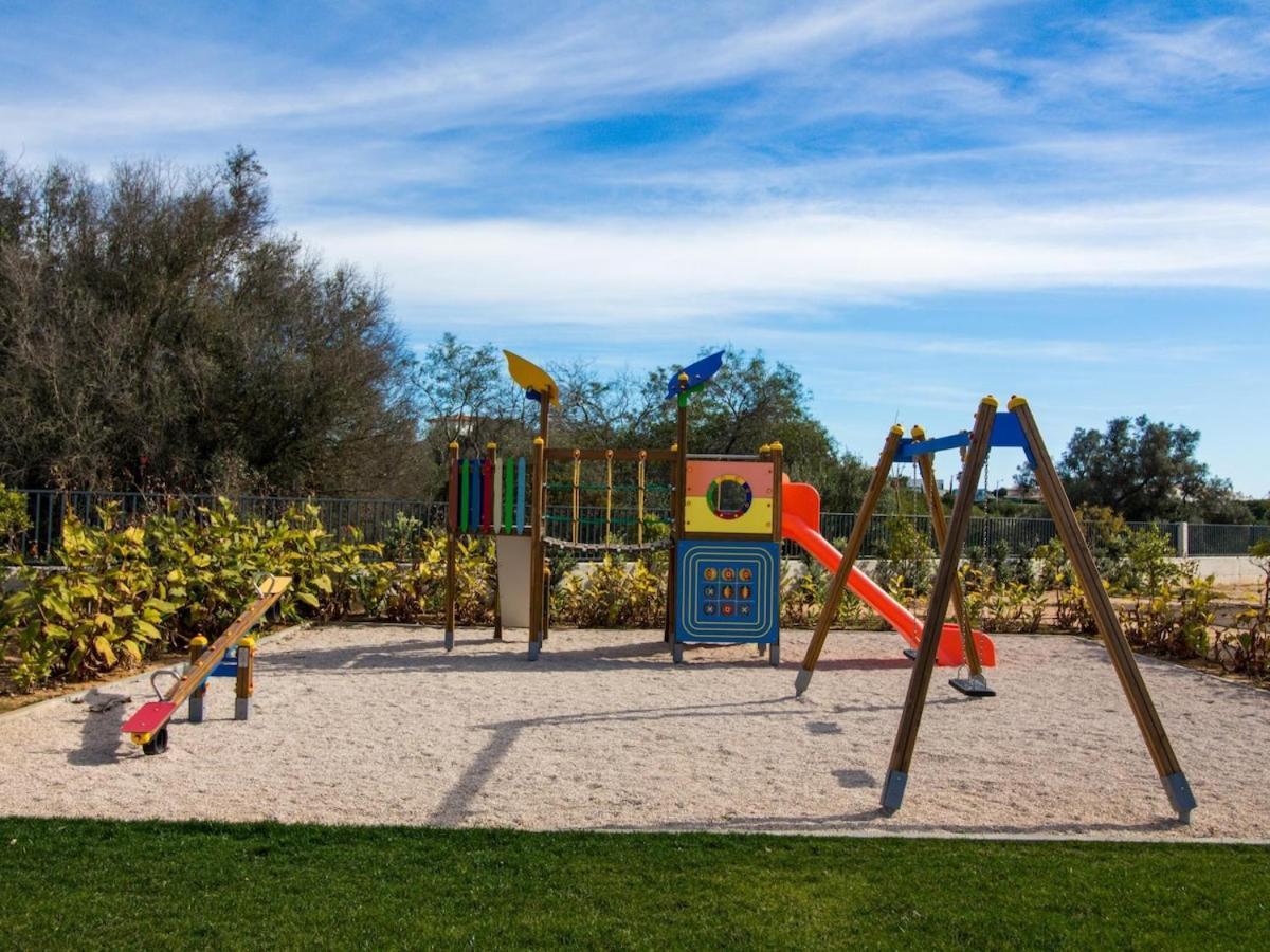 Green C Apartment - Luxurious & Playground & Garage Albufeira Eksteriør billede